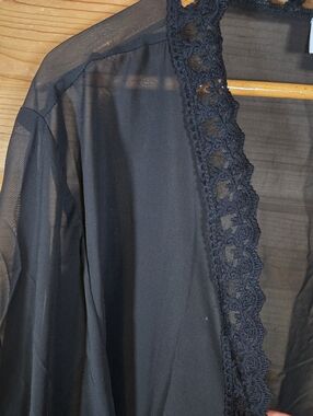 LuLaRoe Shirley Kimono Duster Size M Black Sheer Crochet Trim Boho Goth Witchy